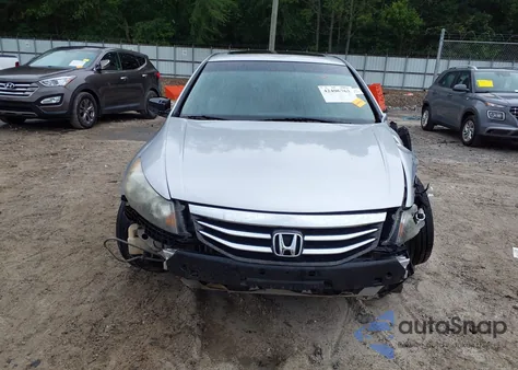2011 Honda Accord 2.4 Ex-L из США, поврежденный, VIN 1HGCP2F84BA091841